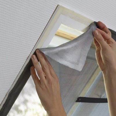 Moustiquaire fenêtre de toit anti-chaleur